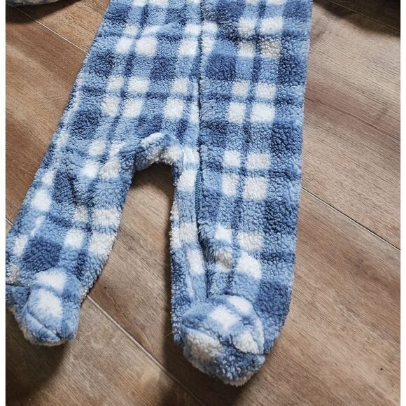 Carter’s Baby Winter Footie One Piece Blue Plaid Fuzzy Zip-Up Pajamas Size 9m - Picture 3 of 7